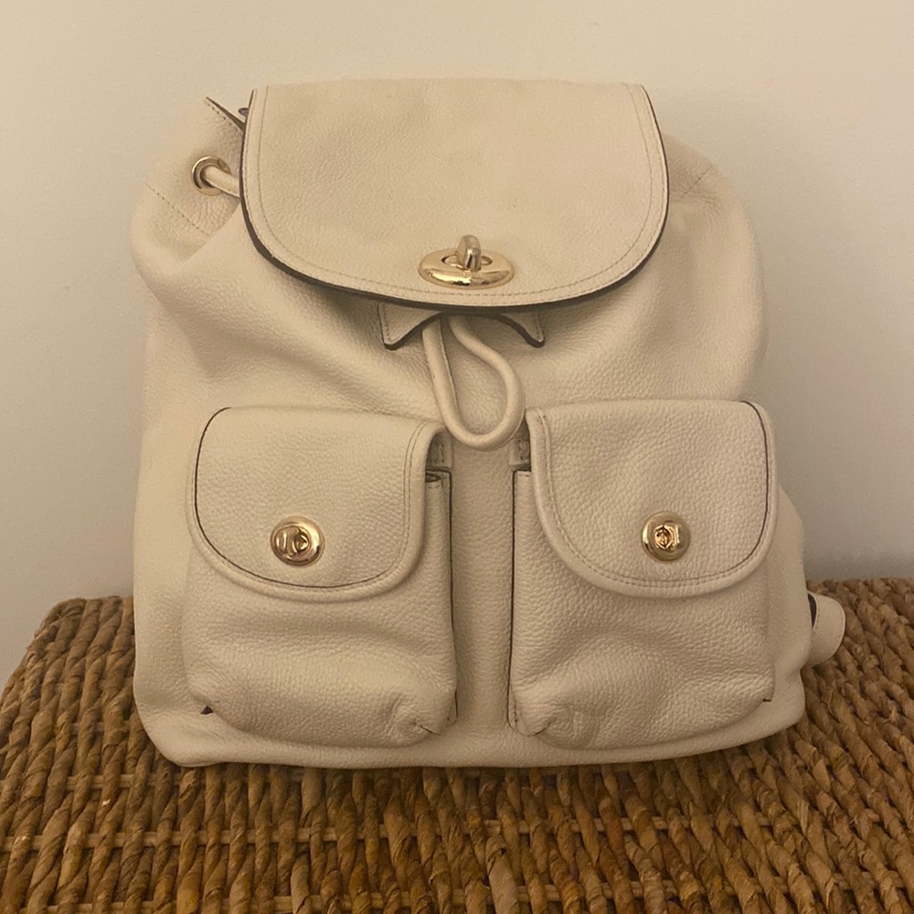 LIKE NEW COACH BACKPACK